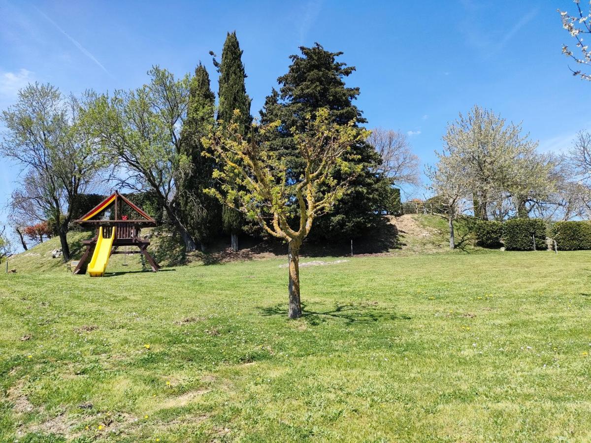 Apartmán Casa Mae Sarteano Pokoj fotografie
